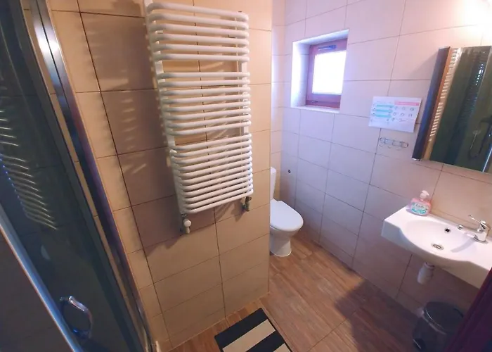 Zajazd Pttk Pod Roztoką